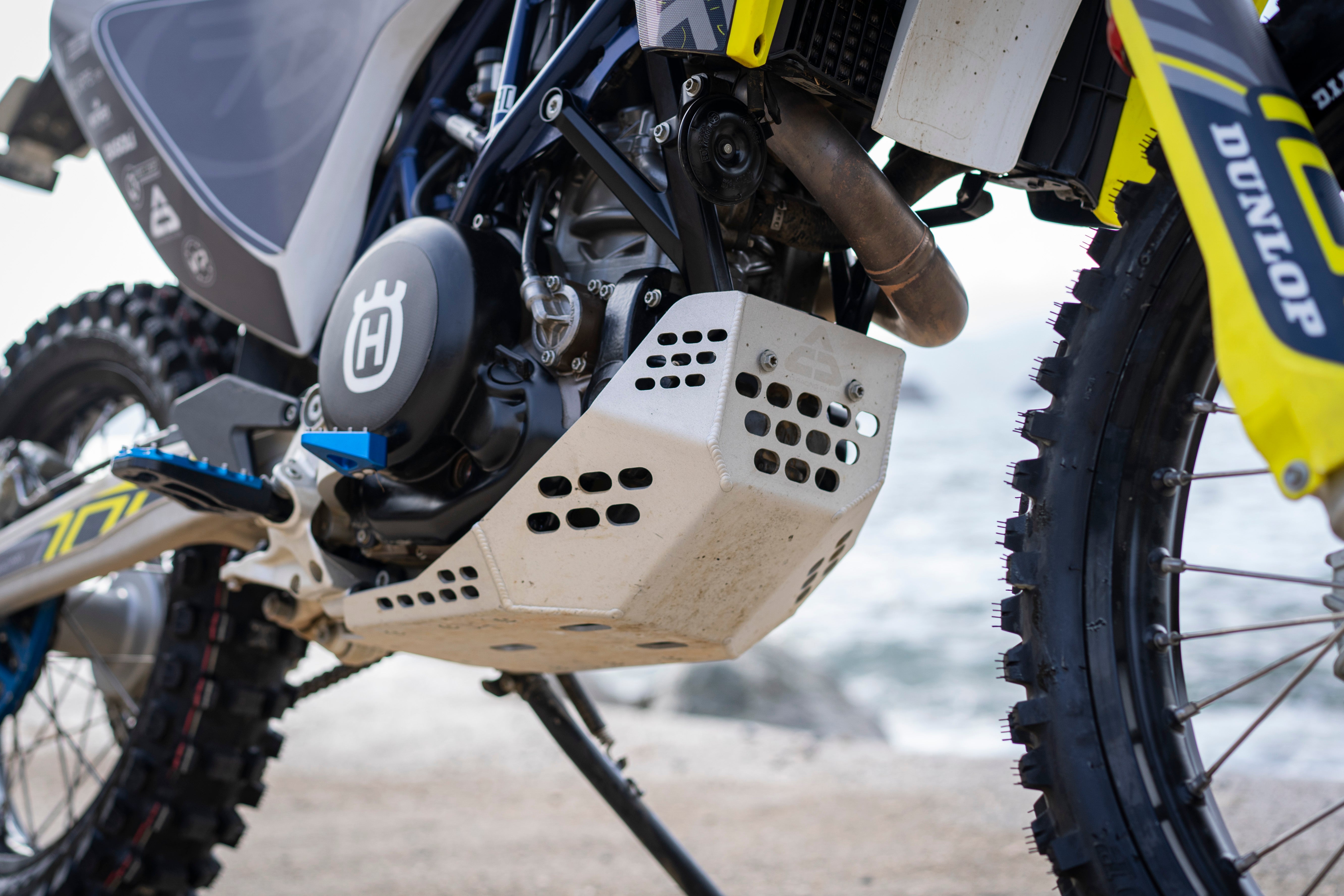 Husqvarna 701supermoto スキッドプレート Amazon | KUAFU スキッドプレート 2016-2021 Husqvarna 701